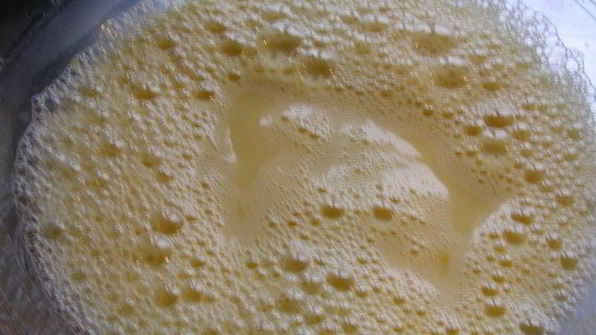 английский хлебный пудинг с луком-пореем