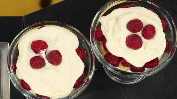 десерт малиновые облака