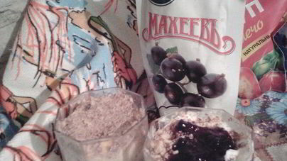 Десерт Ягодный снег