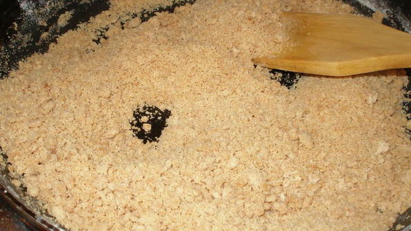 фруктовый пудинг в карамельной крошке