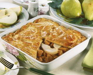 Груши, запеченные в слоеном тесте