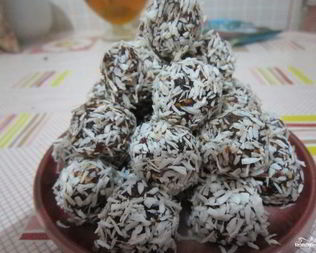 Конфеты из фиников