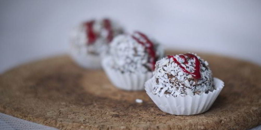 Рецепт полезные конфеты с финиками, апельсином и бананами