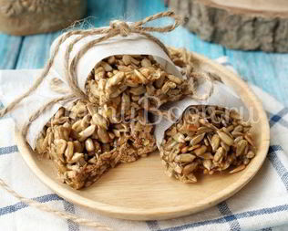 Козинаки из семечек подсолнуха в мультиварке