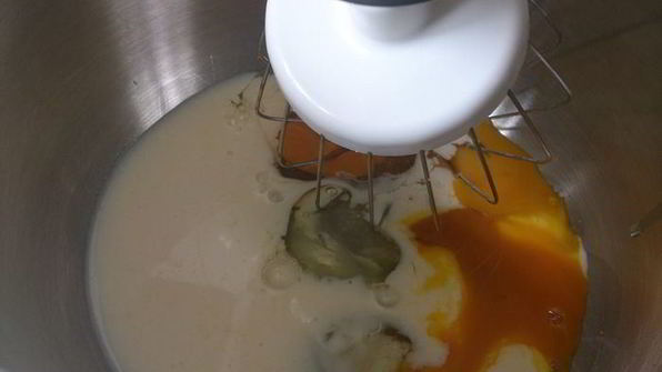 блинчики с клубникой и заварным кремом