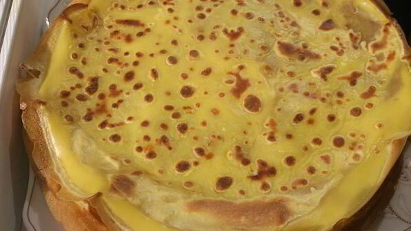 блинчики с клубникой и заварным кремом