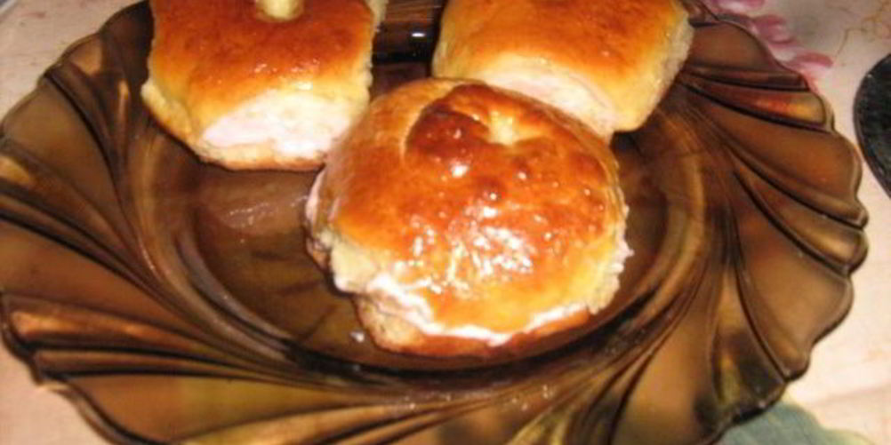 Рецепт булочки с кремом в ромовой глазури