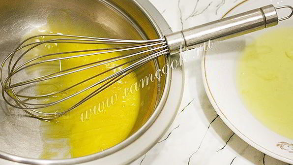 итальянский яичный крем с клюквой