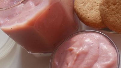 Клубничный курд