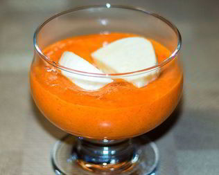 Крем из сладкого перца с сыром моцарелла