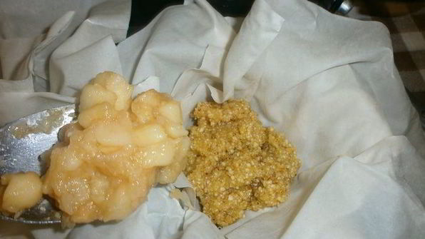 мешочки с яблоками и миндальной пастой с розмариновым кремом