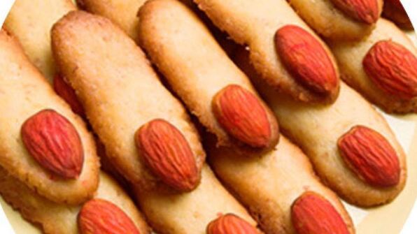 мильфей с ягодами и кремом шантильи