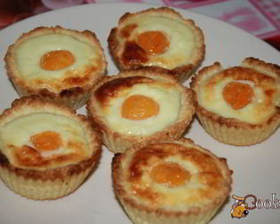 Песочные корзинки с кремом и абрикосом Яишенки