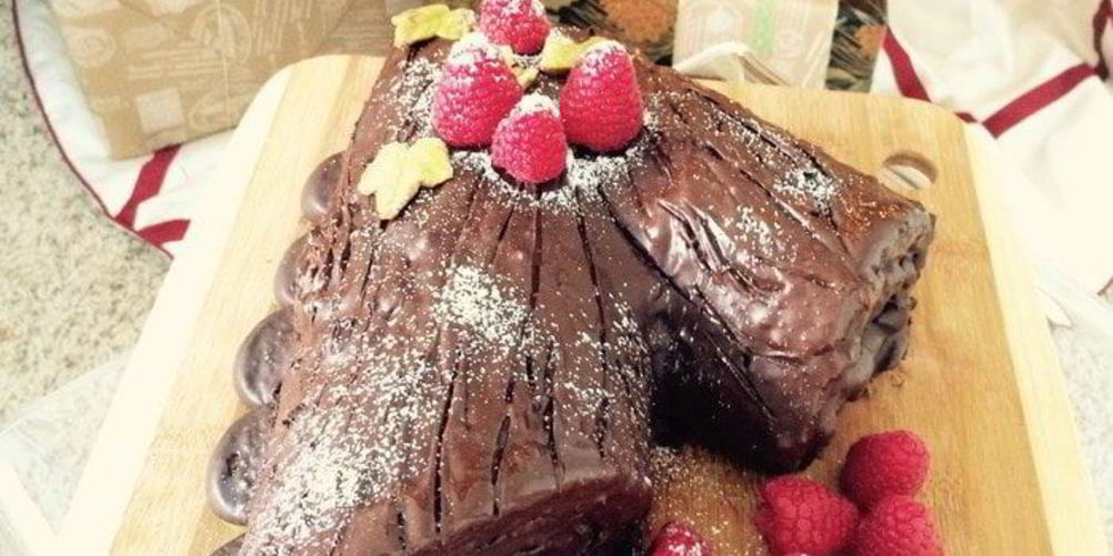 Рецепт постный шоколадный рулет с кремом из авокадо