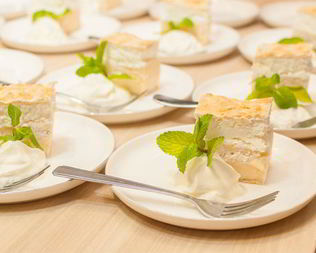 Сербский десерт Кремпита