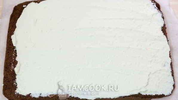 шоколадный бисквитный рулет со сливочным кремом