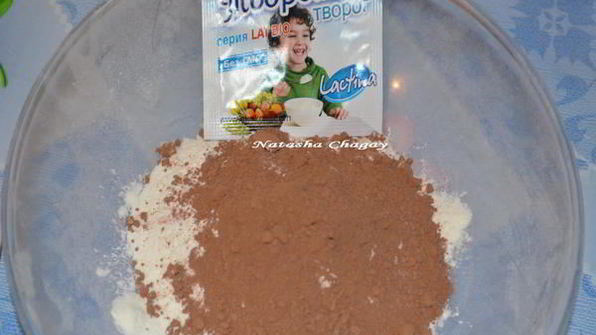 шоколадный рулет с творожным кремом