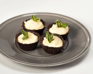 Шоколадные корзиночки с лимонным кремом