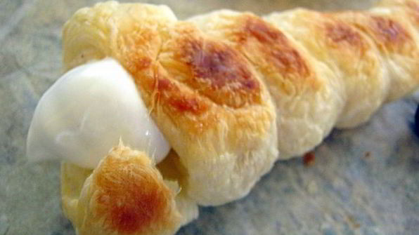 слоеные трубочки с белковым кремом