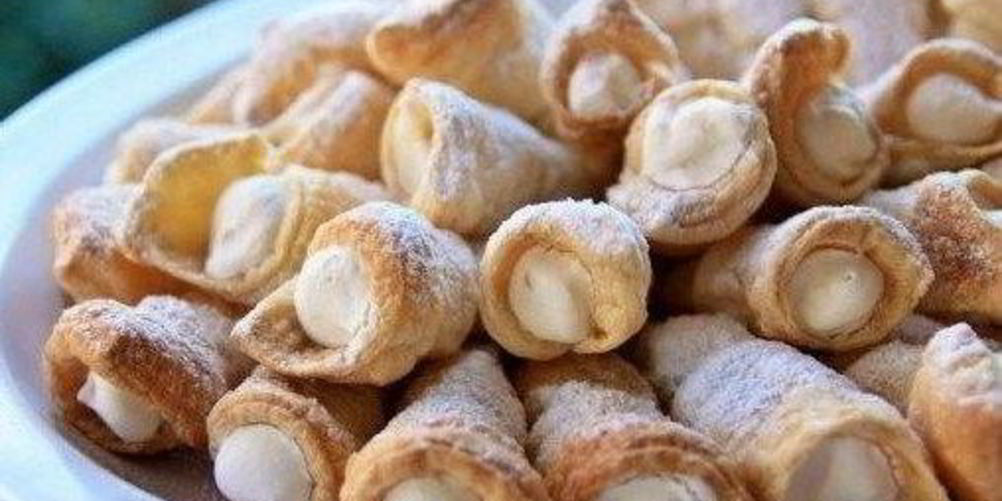 Рецепт слоеные трубочки со сливочным кремом