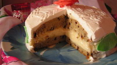 Тортик с заварным лимонно-сгущенным кремом и сливками