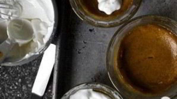 тыквенный пудинг со сметанным кремом