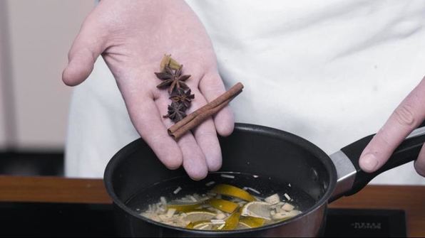 лаосские фрукты в пряном сиропе