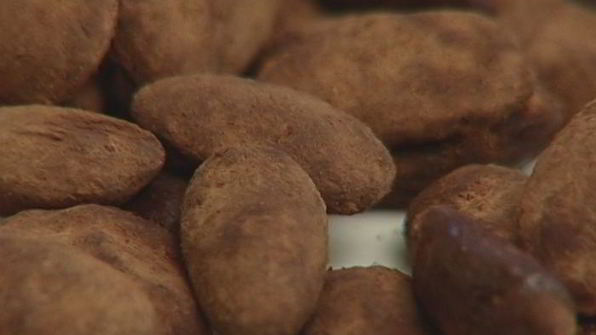 миндаль в шоколаде