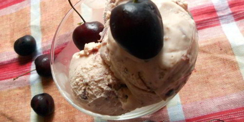 Рецепт черешневое мороженое с маскарпоне