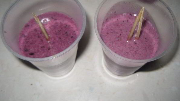 чернично-йогуртовое мороженое