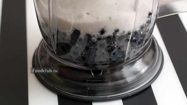 черничное мороженое