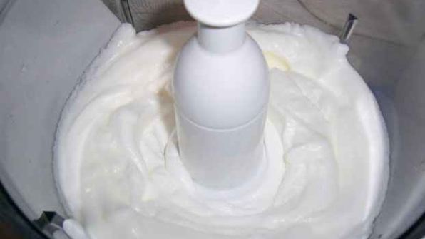 домашнее сливочное мороженое