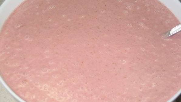 клубничное мороженое на сгущенном молоке