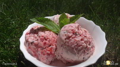 Клубничный пломбир с мятой