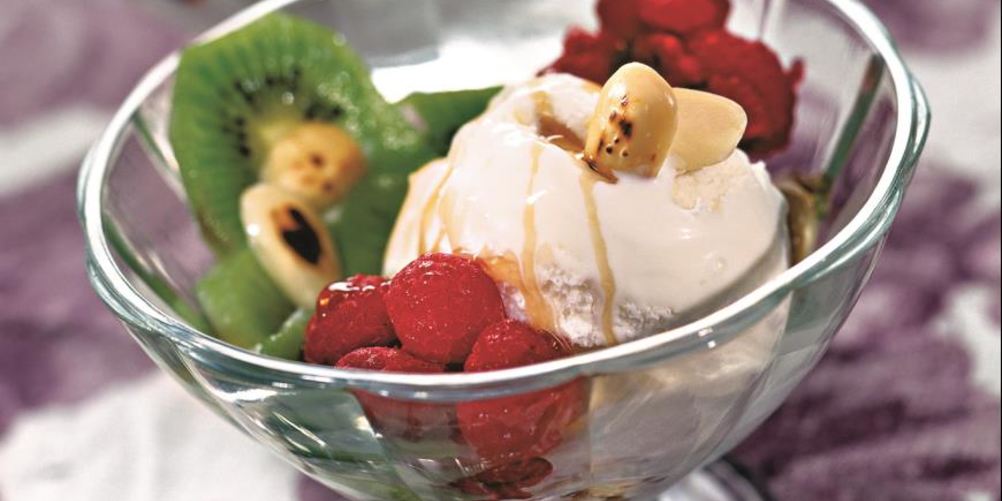 Рецепт мороженое с малиной и киви