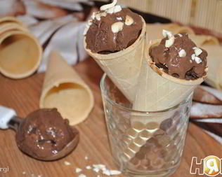 Мороженое шоколадно-кофейное