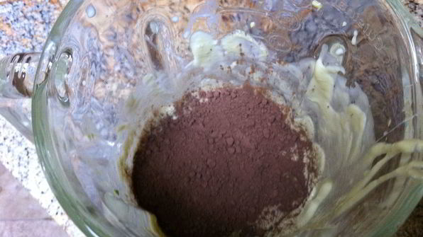 шоколадное мороженое c авокадо