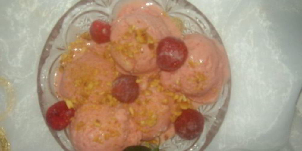 Рецепт сливочно-клубничное мороженое