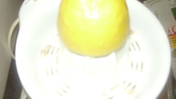 сливочно-клубничное мороженое