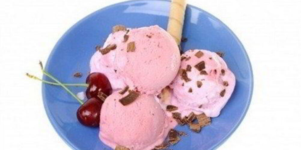 Рецепт сливочное мороженое с вишней и шоколадом