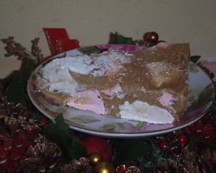 Торт-мороженое Красный бархат