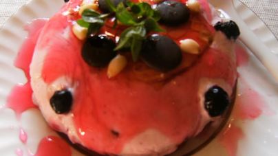 Творожно-ягодное мороженое