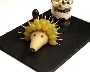 Фруктовый ежик и воздушный ягодный мусс