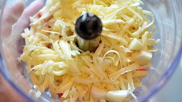 кальмар, фаршированный крабовым муссом