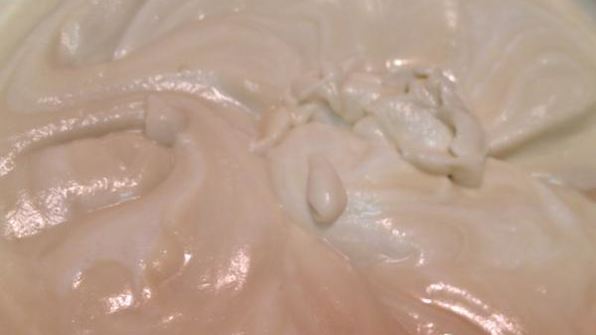 мусс из белого шоколада с персиками