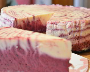 Творожно-черничный муссовый торт