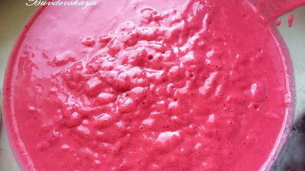 овсяно-ягодный десерт с йогуртом