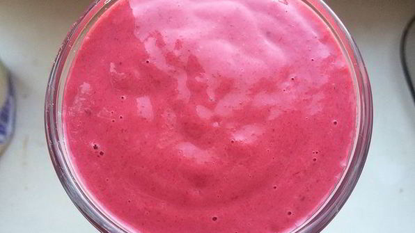 овсяно-ягодный десерт с йогуртом