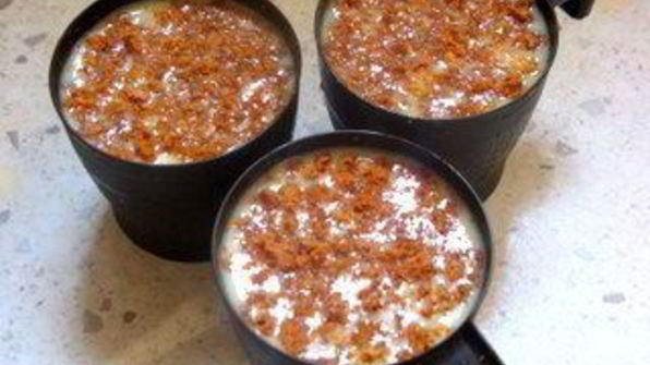 панна котта с белым шоколадом, амаретти и ароматом капучино