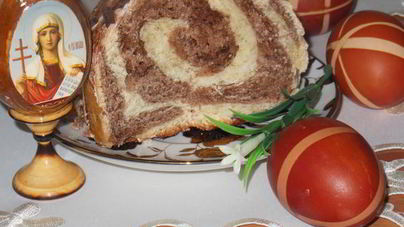 Двуцветный кулич